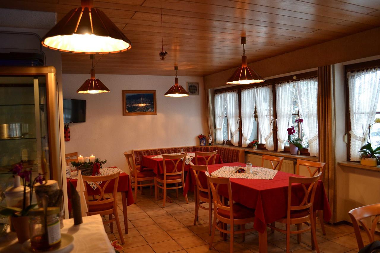 Gaestehaus Tagescafe Eckenfels 올스바크 외부 사진